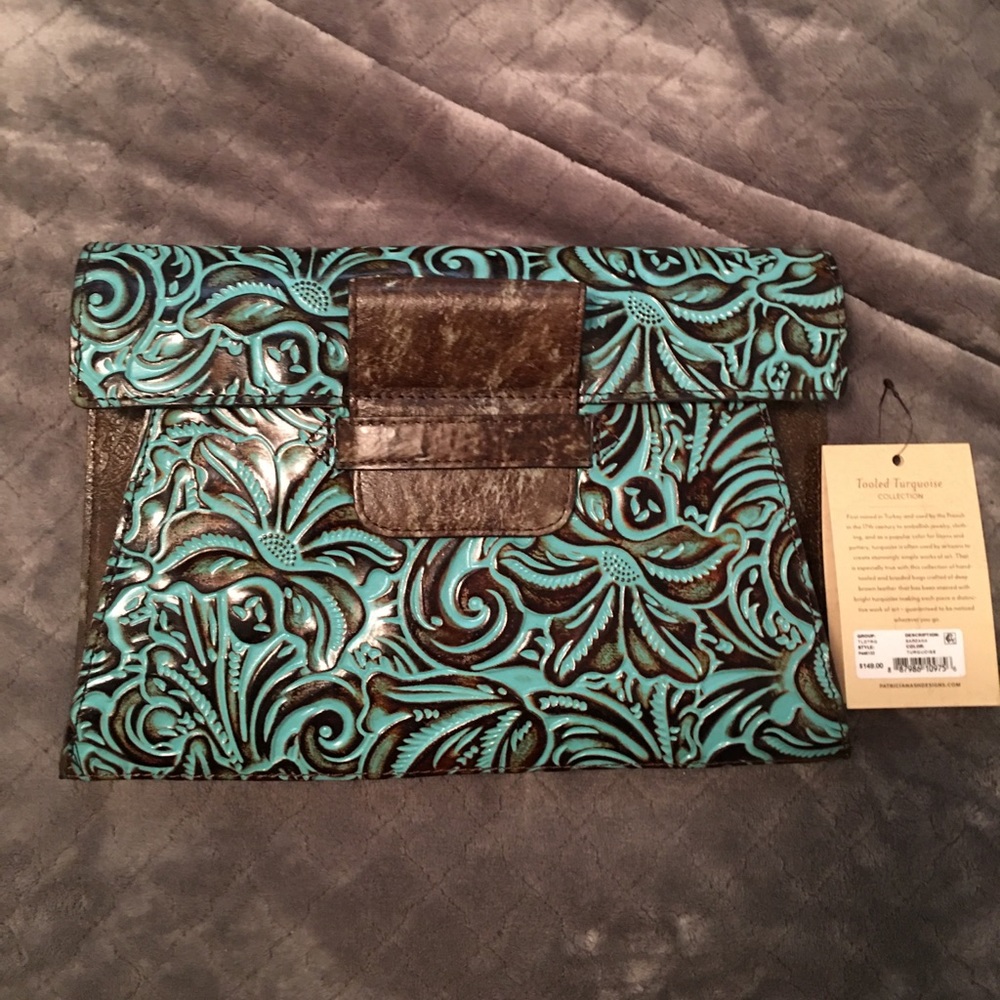 Patricia Nash clutch purse